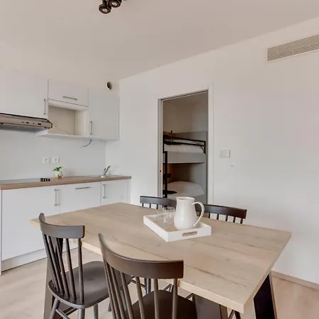 Standard Studio For 4 People With Sofa Bed And Balcony Semesterbostad